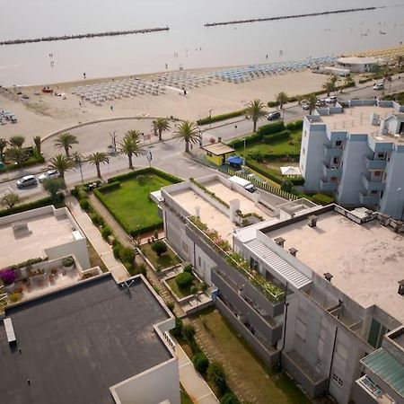 Appartamento Incantevole Fronte Mare Villa Rosa Di Martinsicuro Exteriör bild